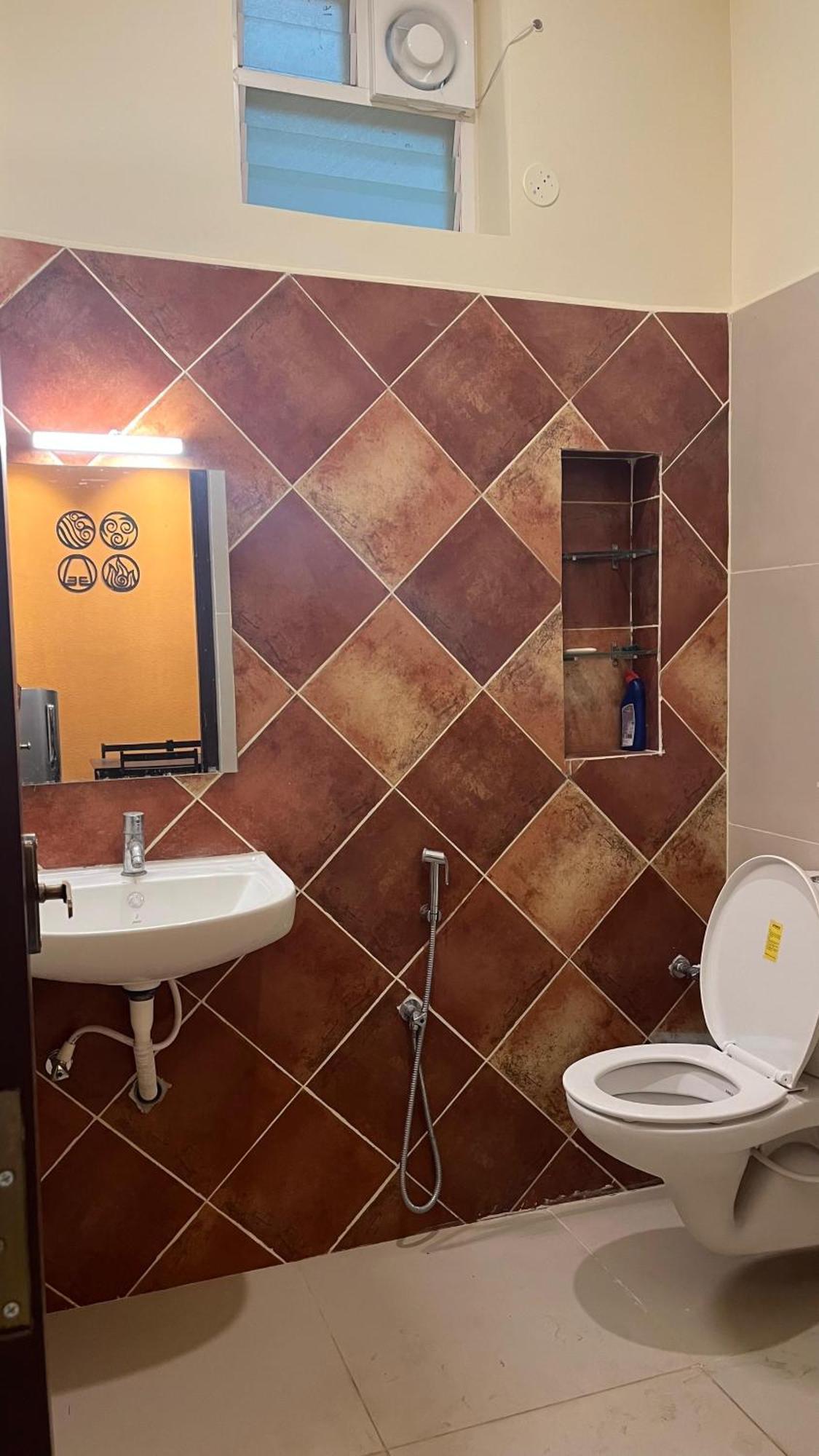 Guru Home Stay Near Sri Ramanasramam Tiruvannāmalai Zewnętrze zdjęcie